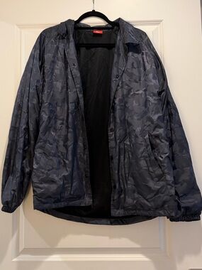 CLSC Men's Dark Gray Camo Lightweight Jacket